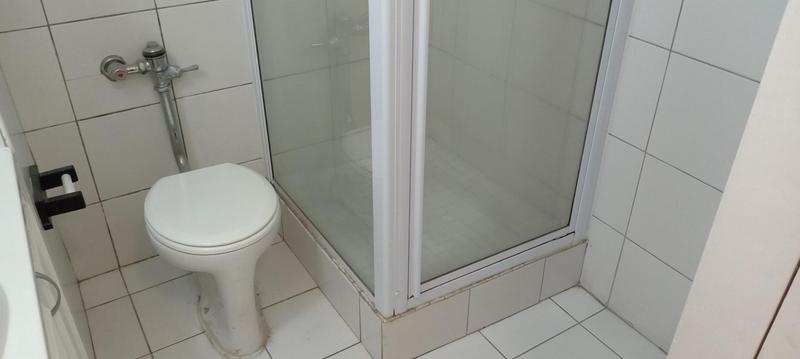 1 Bedroom Property for Sale in Sea Point Western Cape